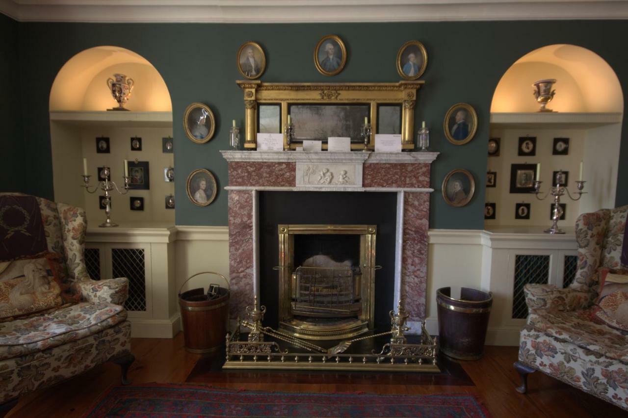 Collon House Panzió Kültér fotó